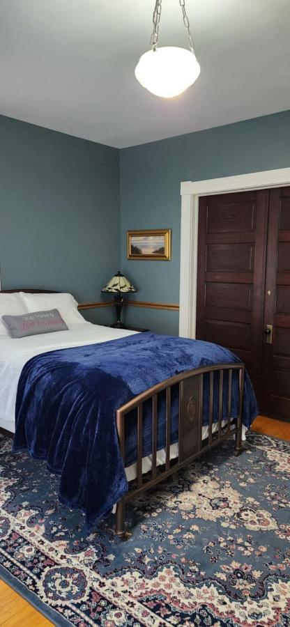 Oaklawn Inn Menomonie Esterno foto
